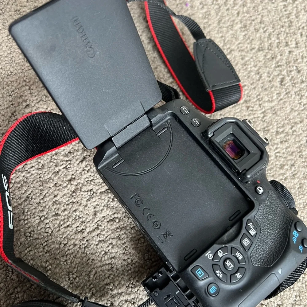 Canon Black Digital Camera t6i with Versatile Lens Kit 50mm